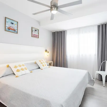 Home2book Hola Rolls Center Κοραλέχο