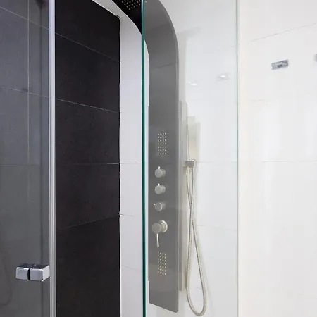 Home2book Hola Rolls Center Κοραλέχο