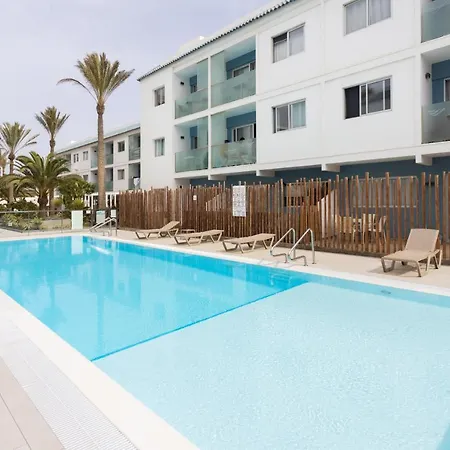 Home2book Hola Rolls Center * Κοραλέχο