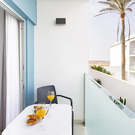 Διαμέρισμα Home2book Hola Rolls Center *